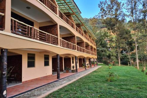 Pohled zvenku, Bunyonyi Overland Resort in Kabale