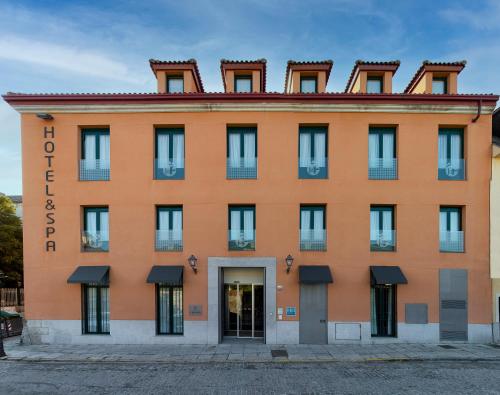 Hotel AR Isabel de Farnesio, La Granja de San Ildefonso bei Navafría