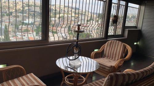 餐飲服務, Cozy wood apartment with great view to Nazareth in 拿撒勒