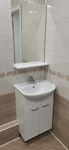 Квартира рядом с Мать и Дитя, Радиологическим центром, Неирохирургиеи