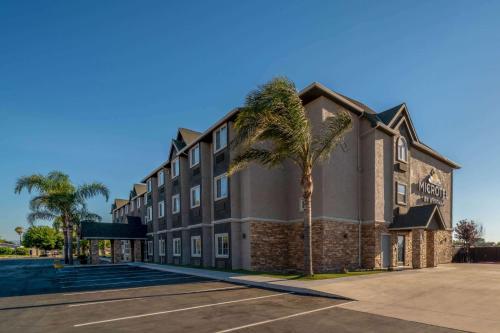 Microtel Inn & Suites by Wyndham Tracy