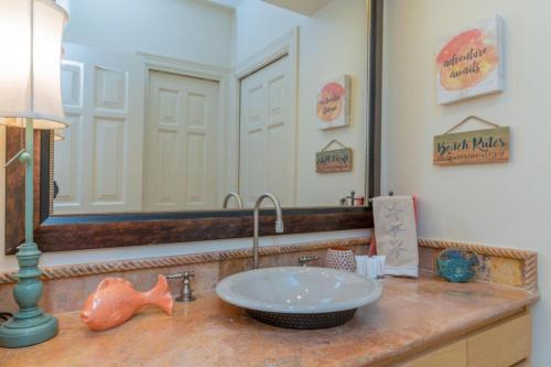 Blue Heron Hideaway By Padre Getaways - image 3