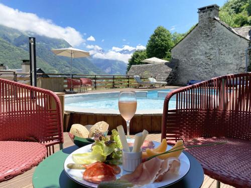 318966538 Hôtel La Grange Aux Marmottes
