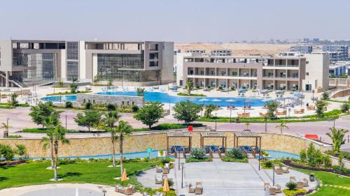 游泳池, 托利普花園酒店 (Tolip Gardens Hotel) in 開羅