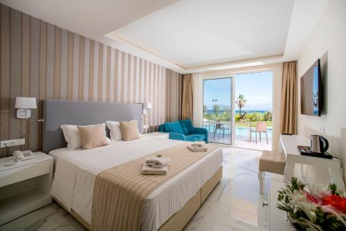 Ibiscus Corfu Hotel - image 7