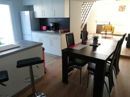 Les Pénates (Les Penates) in Saint Laurent Sur Sevre