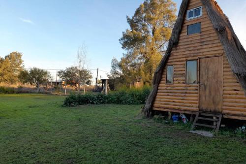 Cabaña Pirayú (Cabana Pirayu) in Villa la Rivera