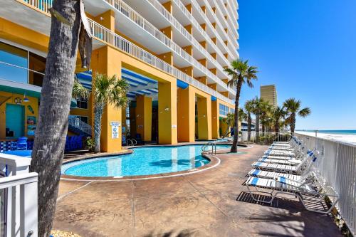 Splash Beach Resort #1705-W by Book That Condo - image 10