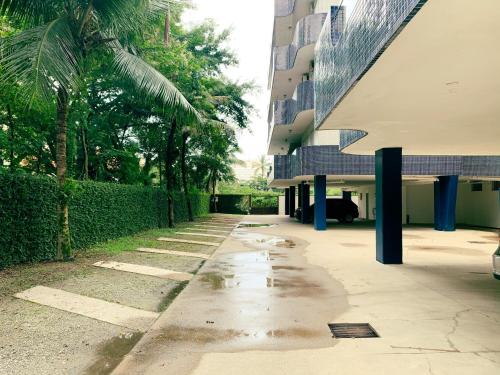 Apto. a 500 metros da praia com varanda espacosa - wifi