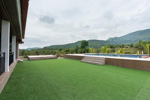 KINGSTON FARM KARJAT : 4BHK Luxurious Farm House with Private Swimming Pool !
