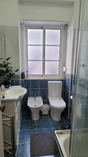 Room I - Atalaia - Bairro Alto 2