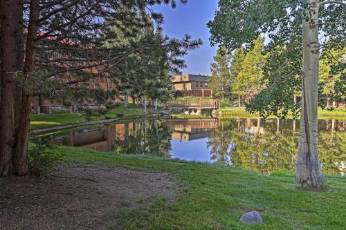 Colorado Townhome Walk to Dillon Reservoir in Frisco, USA