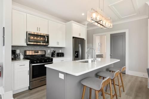 The Wando Suite at 122 Spring in Charleston, USA