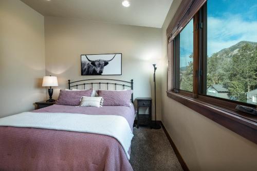 Ridgeview Court Unit B Townhome Incredible Rooftop Deck - image 10