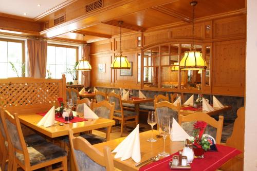 Restaurant, Hotel Alpenstuben in Schwangau