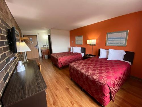 Reliance Inn - image 10