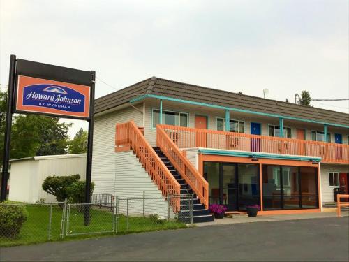 Howard Johnson by Wyndham Spokane - Hotel