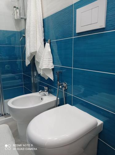 Double Room with Private Bathroom image 8