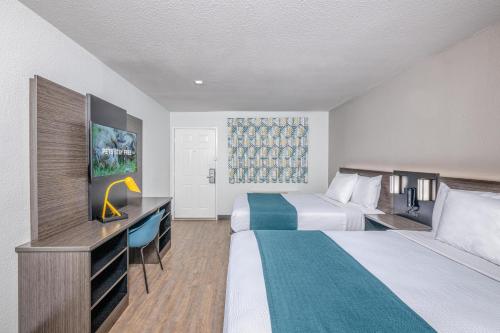 Motel 6-Euless, TX - Dallas