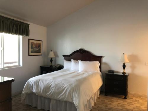 Bay Meadows Resort