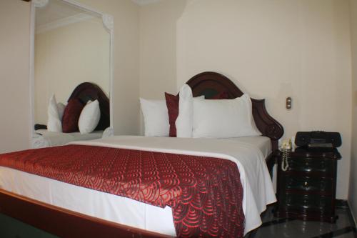 Lafont Park Hotel