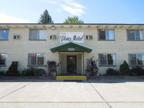 The Pines Motel - Accommodation - Saint Maries