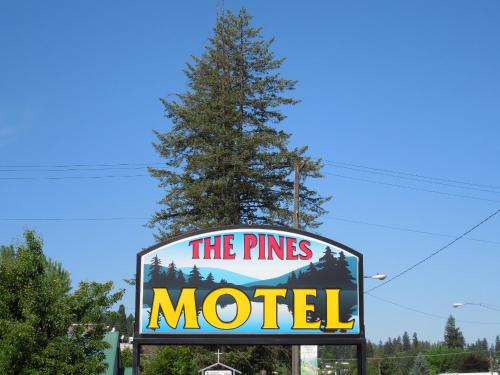 The Pines Motel - image 2
