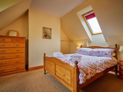 Hazel Lodge Blairgowrie - image 8