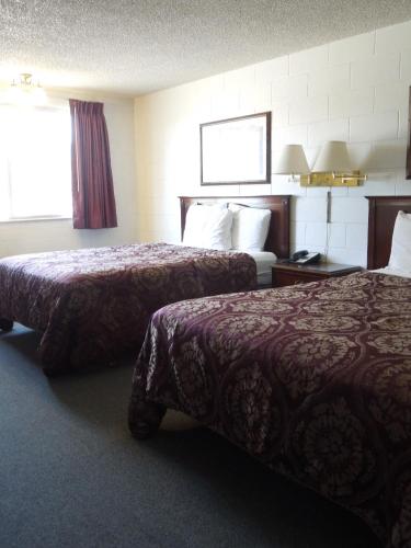 The Pines Motel in St Maries (ID)