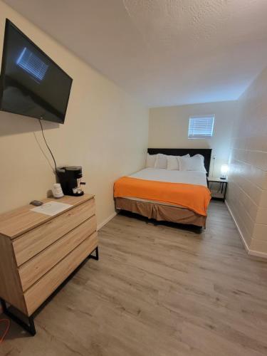 Inn On 3rd Ave - image 7