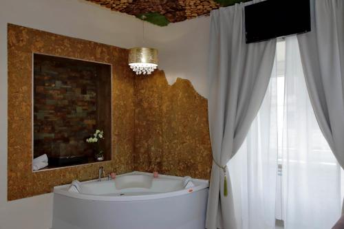 Facilities, Suite Paradise near Arcibasilica di San Giovanni in Laterano