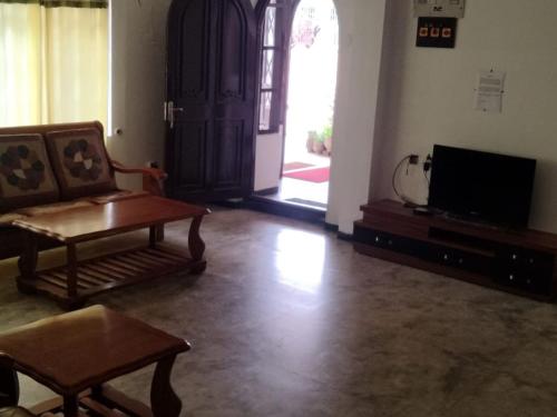 STAYMAKER Gemini Home Stay
