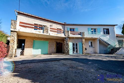Maison Cévenole Parking sécurisé Jardin gîte à louer Alès