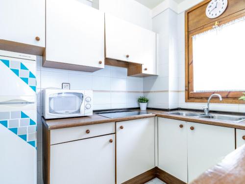 Apartment Els Jardins III by Interhome