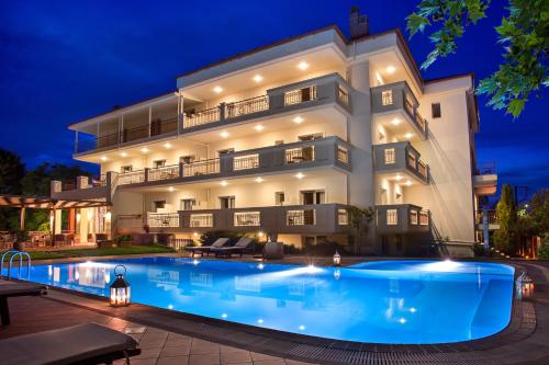 Electra Hotel, Ставрос