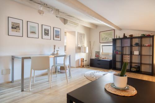 Apartment image 7