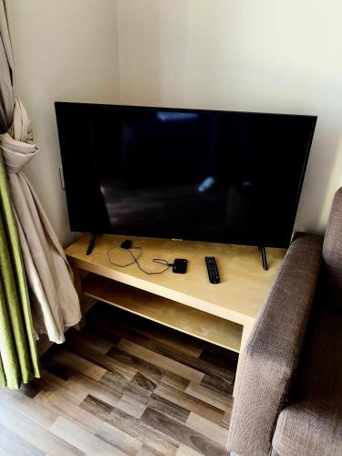 Apartments Warsaw Downtown Świętokrzyska by Renters - image 14