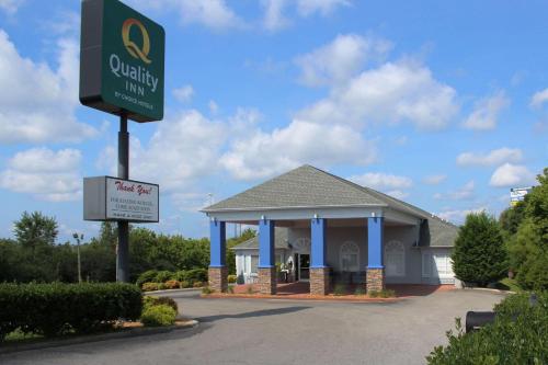 Quality Inn Crossville Near Cumberland Mountain State Park - Accommodation - Crossville