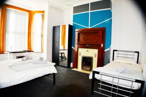 Old Swan Guest House near Croxteth Hall & Country Park