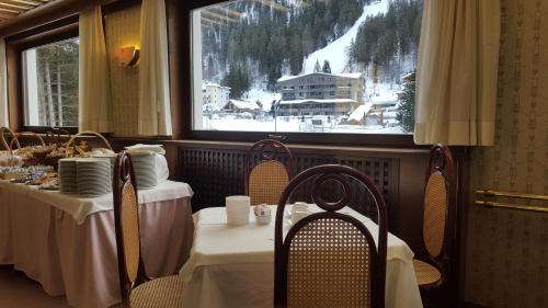 Hotel Cristallo – Madonna di Campiglio, TN