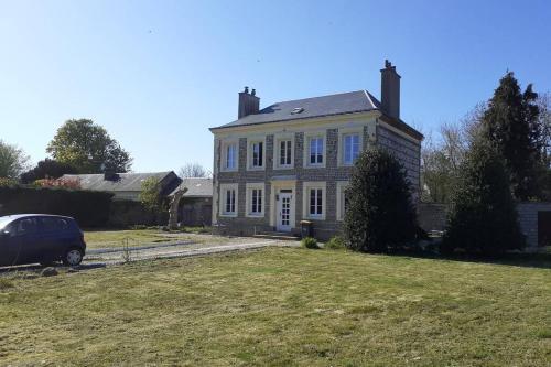 superbe maison familiale avec jardin, parking privé rien que pour vous. Proche d'Etretat gîte à louer La Poterie-Cap-d'Antifer