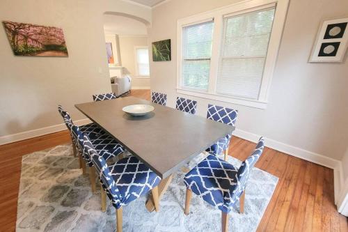 Iconic Gainesville Home - Sleeps 12 - 4 BR- Tom Petty's Old House