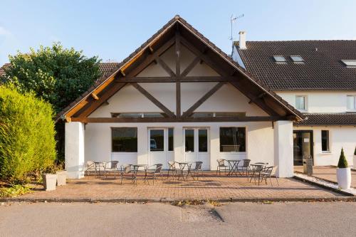 Comfort Hotel Amiens Nord - image 10