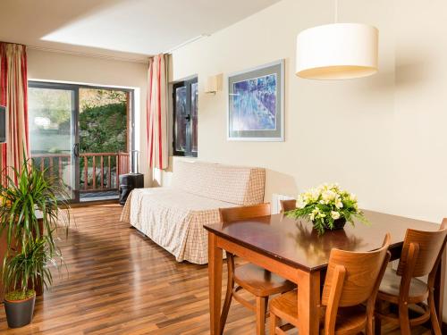 Guitart La Molina Aparthotel & Spa - image 12