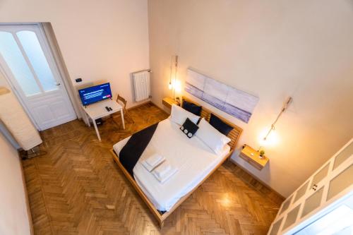 200 METRI da Torino Porta Susa Piano Ri-alzato WIFI, Turín (fotografie 8)