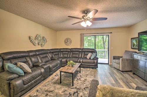 Hot Springs House with Spacious Deck and Grill! - image 2
