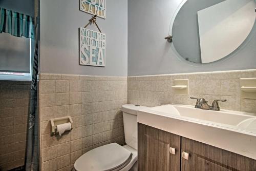 Charming Home with Deck and Grill Walk to Beach! - image 6