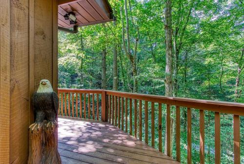 Magical Nights, Hot Tub, WIFI, 685 in FREE Attraction tickets each paid day! thumb 4