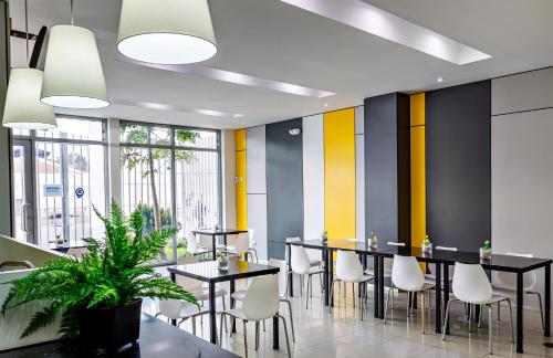 مطعم, Hotel Medano in Trujillo City Center