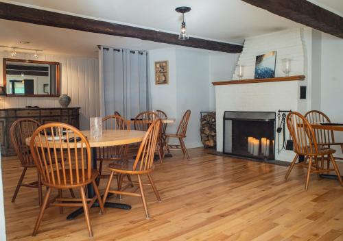 Tucker Hill Inn - image 12